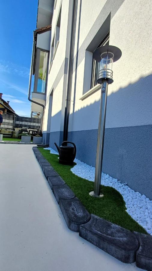 Apartmaji Stars Mavcice Exterior photo
