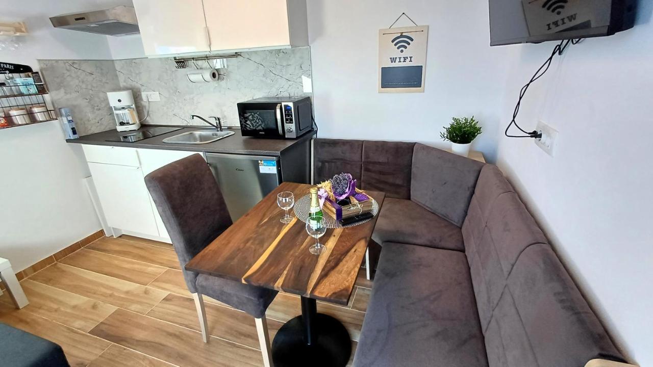 Apartmaji Stars Mavcice Exterior photo
